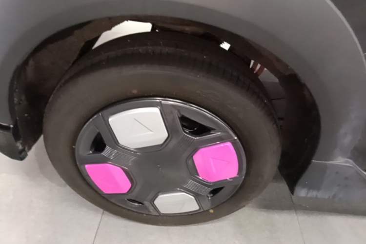 Used Geely Galaxy Panda 2025 210km Panda Kart Right Rear Wheel Hub