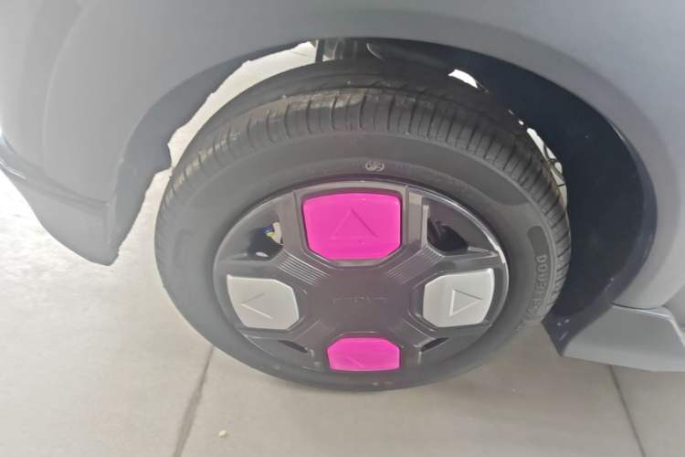 Used Geely Galaxy Panda 2025 210km Panda Kart Right Rear Wheel Hub