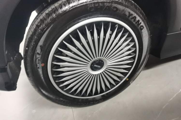Used Geely Galaxy Panda 2025 210km Panda Kart Right Rear Wheel Hub