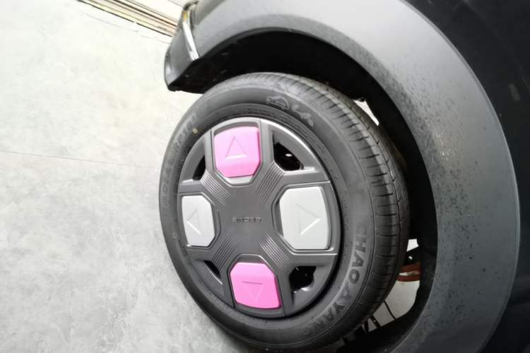 Used Geely Galaxy Panda 2025 210km Panda Kart Right Rear Wheel Hub