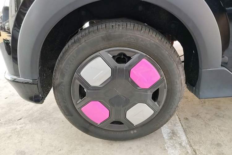 Used Geely Galaxy Panda 2025 210km Panda Kart Right Rear Wheel Hub
