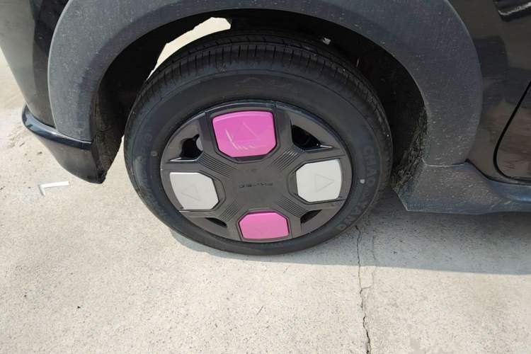 Used Geely Galaxy Panda 2025 210km Panda Kart Right Rear Wheel Hub