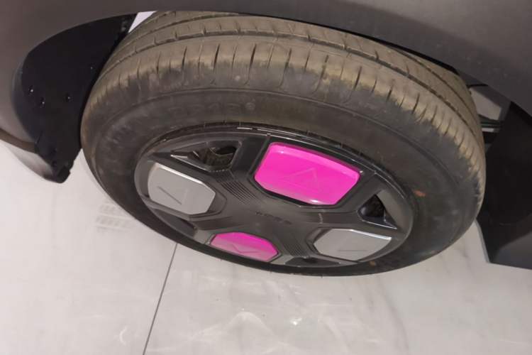 Used Geely Galaxy Panda 2025 210km Panda Kart Right Rear Wheel Hub