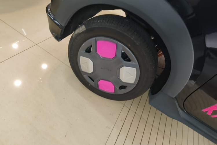 Used Geely Galaxy Panda 2025 210km Panda Kart Right Rear Wheel Hub