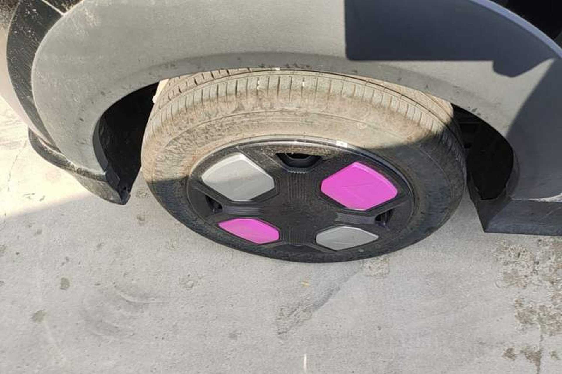 Used Geely Galaxy Panda 2025 210km Panda Kart Right Rear Wheel Hub