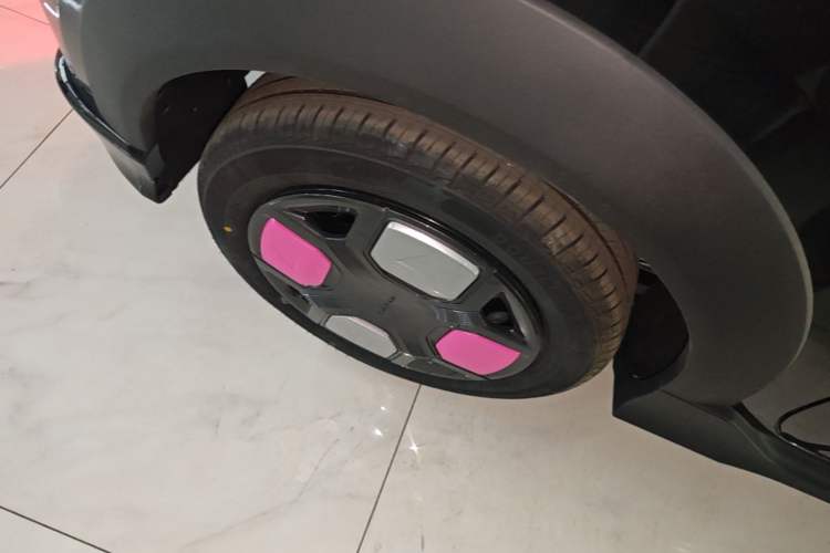 Used Geely Galaxy Panda 2025 210km Panda Kart Right Rear Wheel Hub