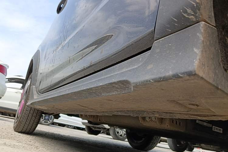 Used Geely Galaxy Panda 2025 210km Panda Kart Right Side Sill