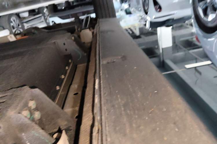 Used Geely Galaxy Panda 2025 210km Panda Kart Right Side Sill