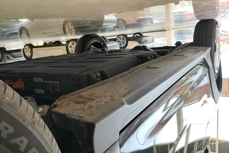 Used Geely Galaxy Panda 2025 210km Panda Kart Right Side Sill