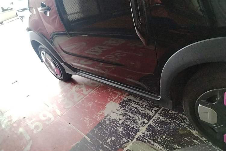 Used Geely Galaxy Panda 2025 210km Panda Rider Right Side Sill