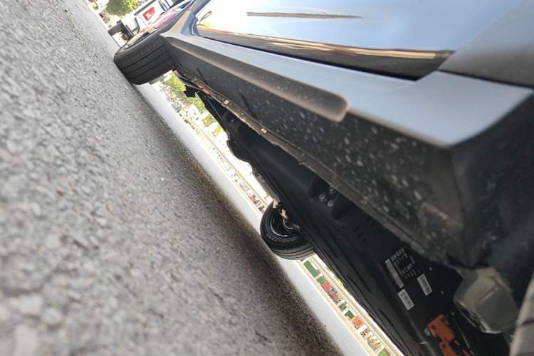 Used Geely Galaxy Panda 2025 210km Panda Kart Right Side Sill