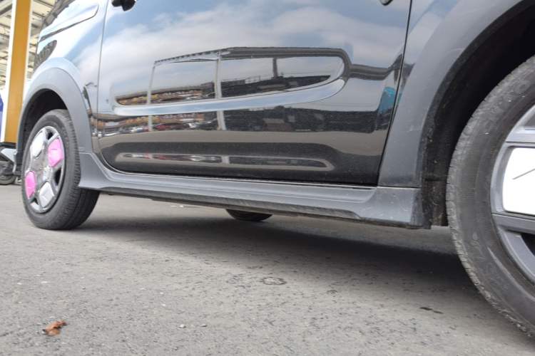 Used Geely Galaxy Panda 2025 210km Panda Kart Right Side Sill