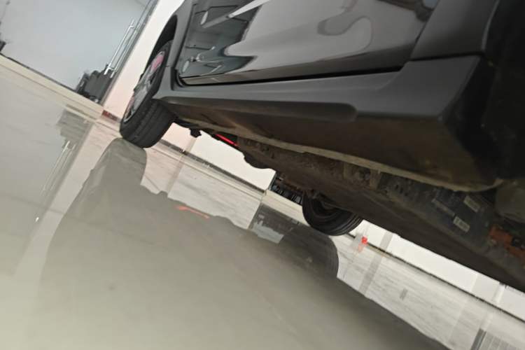 Used Geely Galaxy Panda 2025 210km Panda Kart Right Side Sill
