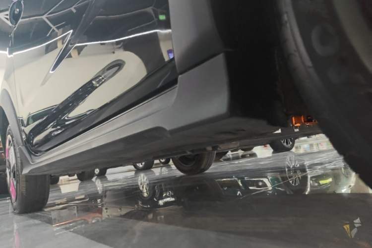 Used Geely Galaxy Panda 2025 210km Panda Kart Right Side Sill