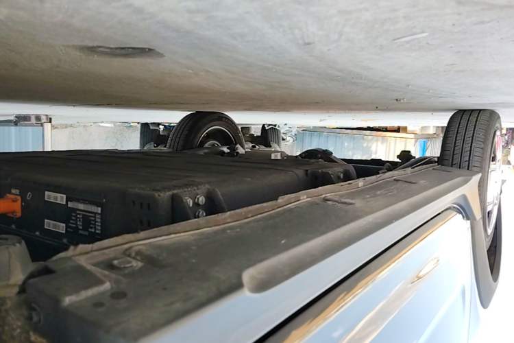 Used Geely Galaxy Panda 2025 210km Panda Kart Right Side Sill
