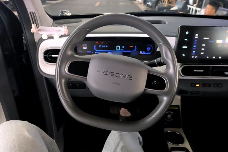 Used Geely Galaxy Panda 2025 210km Panda Kart Steering Wheel