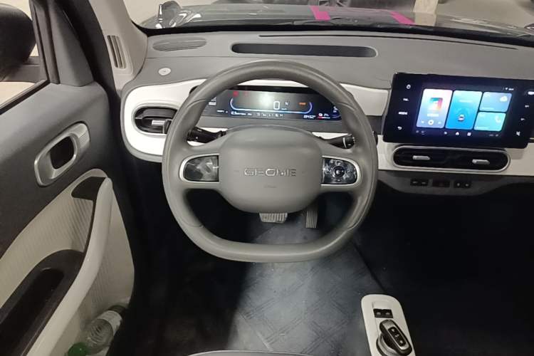Used Geely Galaxy Panda 2025 210km Panda Kart Steering Wheel
