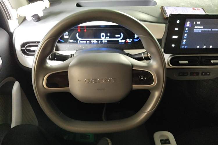 Used Geely Galaxy Panda 2025 210km Panda Kart Steering Wheel
