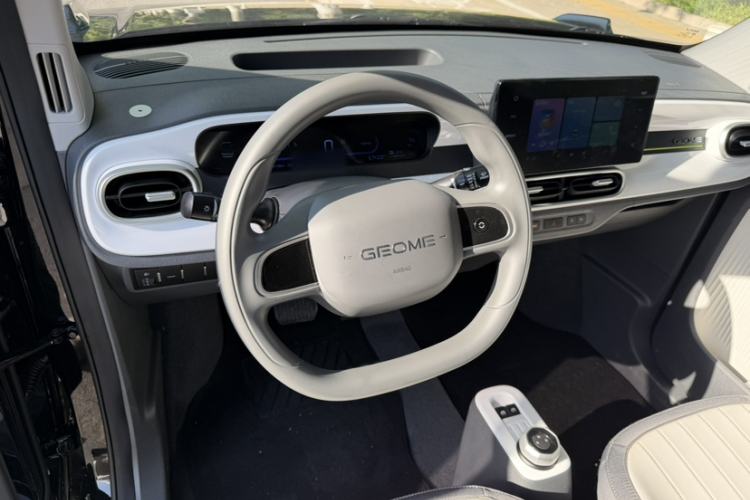 Used Geely Galaxy Panda 2025 210km Panda Kart Steering Wheel