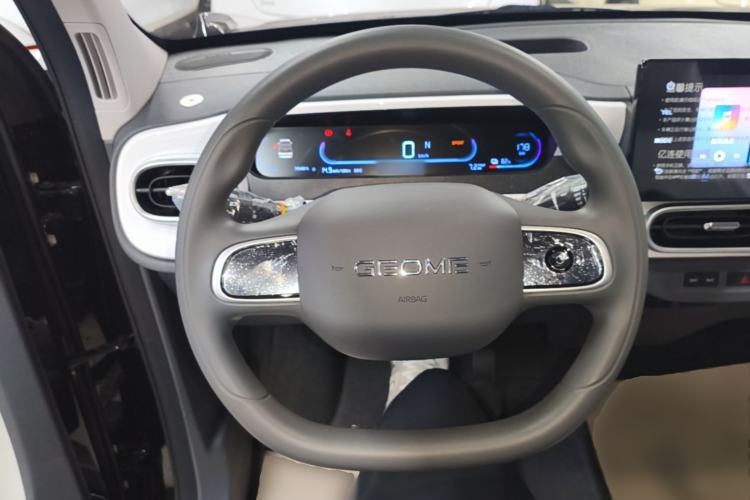 Used Geely Galaxy Panda 2025 210km Panda Kart Steering Wheel