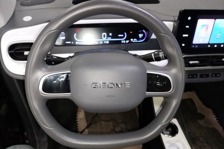 Used Geely Galaxy Panda 2025 210km Panda Kart Steering Wheel