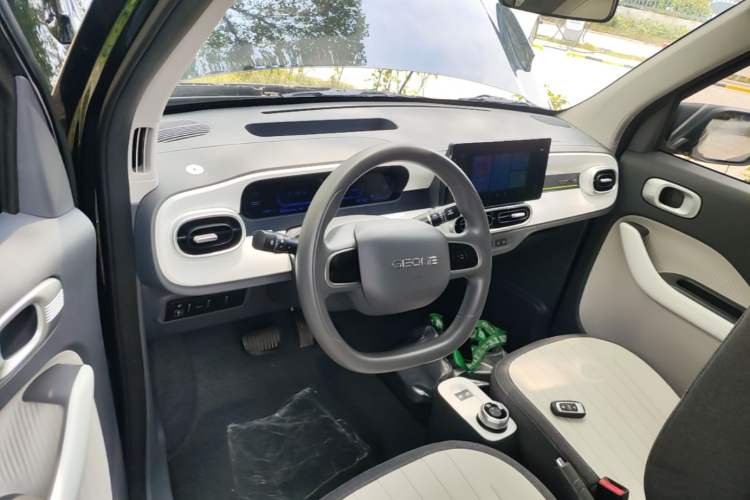 Used Geely Galaxy Panda 2025 210km Panda Kart Steering Wheel