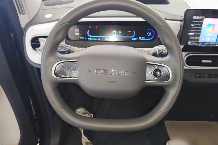 Used Geely Galaxy Panda 2025 210km Panda Kart Steering Wheel