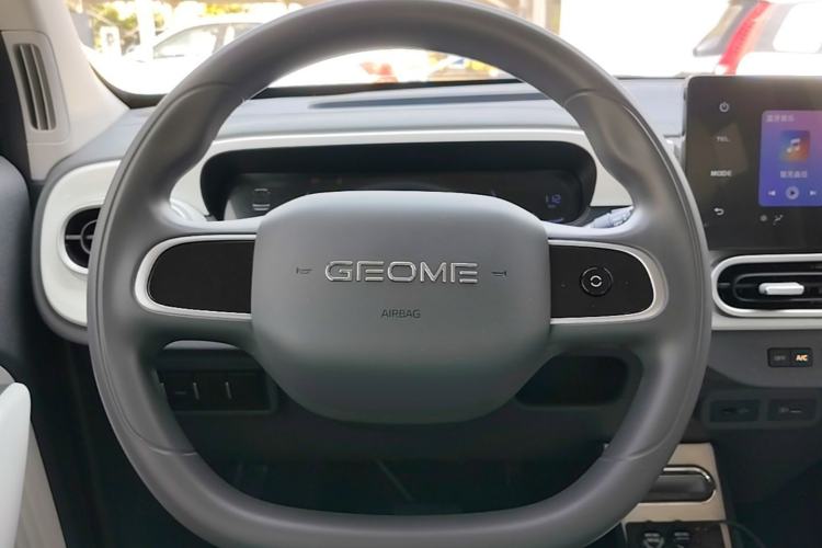 Used Geely Galaxy Panda 2025 210km Panda Kart Steering Wheel