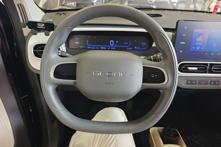 Used Geely Galaxy Panda 2025 210km Panda Kart Steering Wheel