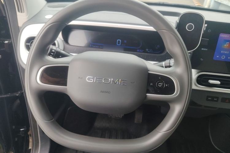 Used Geely Galaxy Panda 2025 210km Panda Kart Steering Wheel