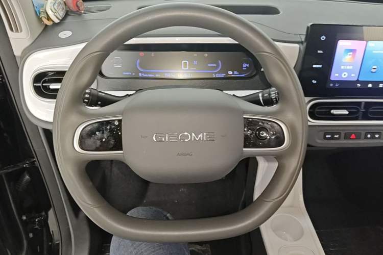 Used Geely Galaxy Panda 2025 210km Panda Kart Steering Wheel