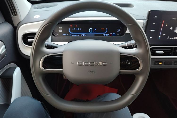Used Geely Galaxy Panda 2025 210km Panda Kart Steering Wheel