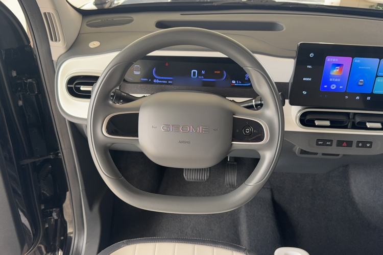 Used Geely Galaxy Panda 2025 210km Panda Kart Steering Wheel