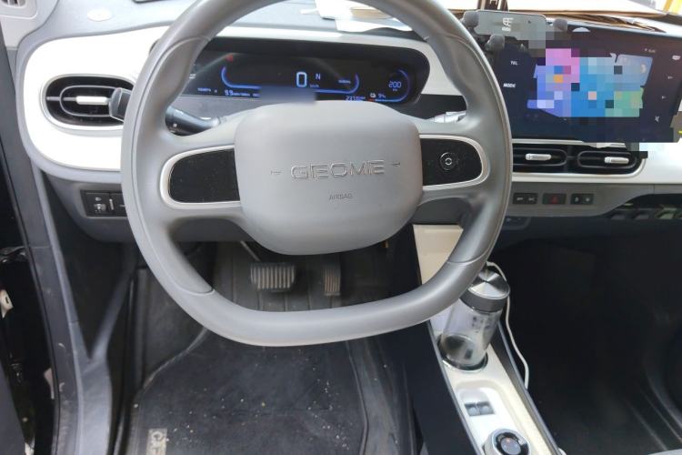 Used Geely Galaxy Panda 2025 210km Panda Kart Steering Wheel