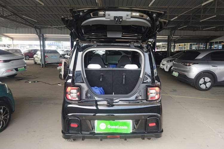 Used Geely Galaxy Panda 2025 210km Panda Kart Trunk