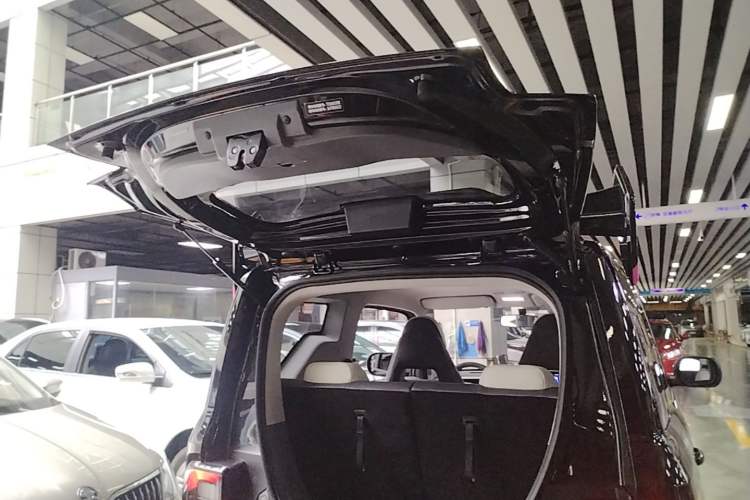 Used Geely Galaxy Panda 2025 210km Panda Kart Trunk