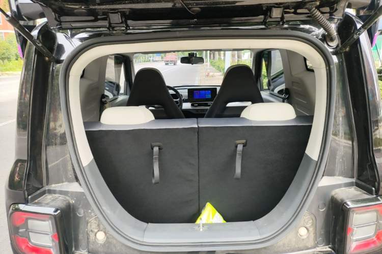 Used Geely Galaxy Panda 2025 210km Panda Kart Trunk
