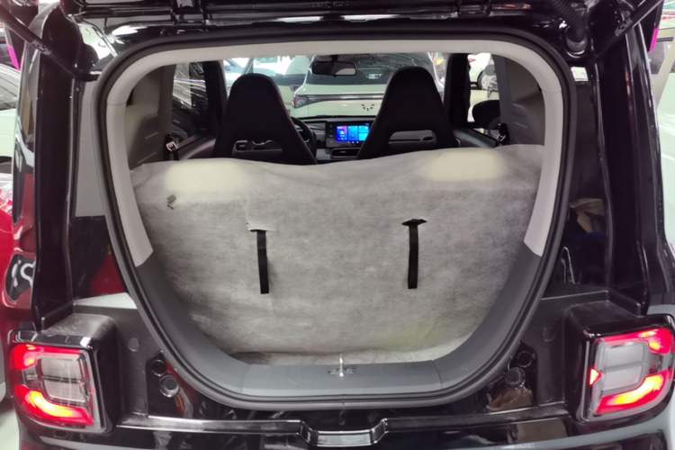 Used Geely Galaxy Panda 2025 210km Panda Kart Trunk