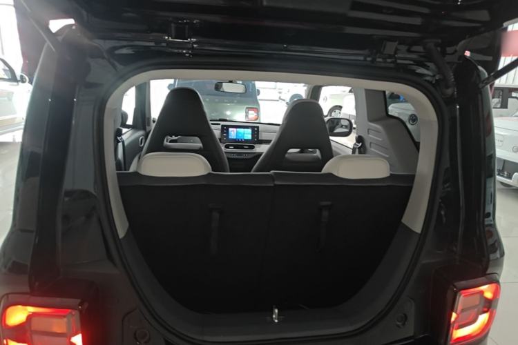 Used Geely Galaxy Panda 2025 210km Panda Kart Trunk
