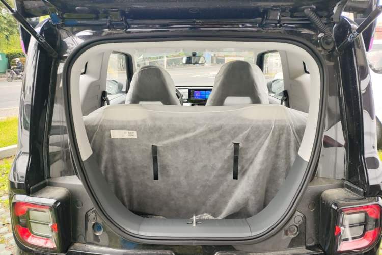 Used Geely Galaxy Panda 2025 210km Panda Kart Trunk