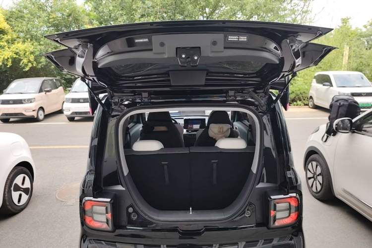 Used Geely Galaxy Panda 2025 210km Panda Kart Trunk