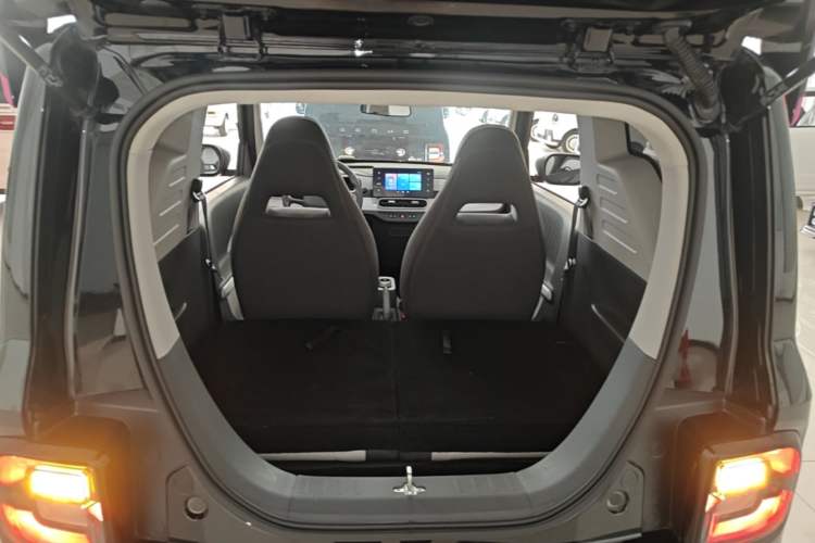 Used Geely Galaxy Panda 2025 210km Panda Kart Trunk