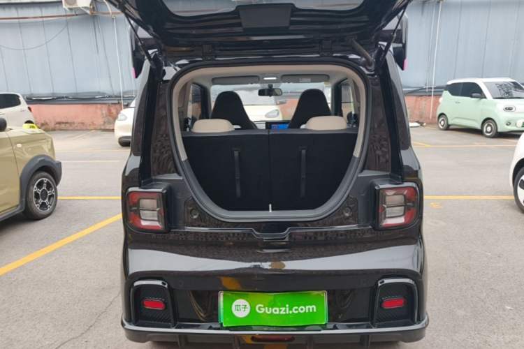 Used Geely Galaxy Panda 2025 210km Panda Kart Trunk