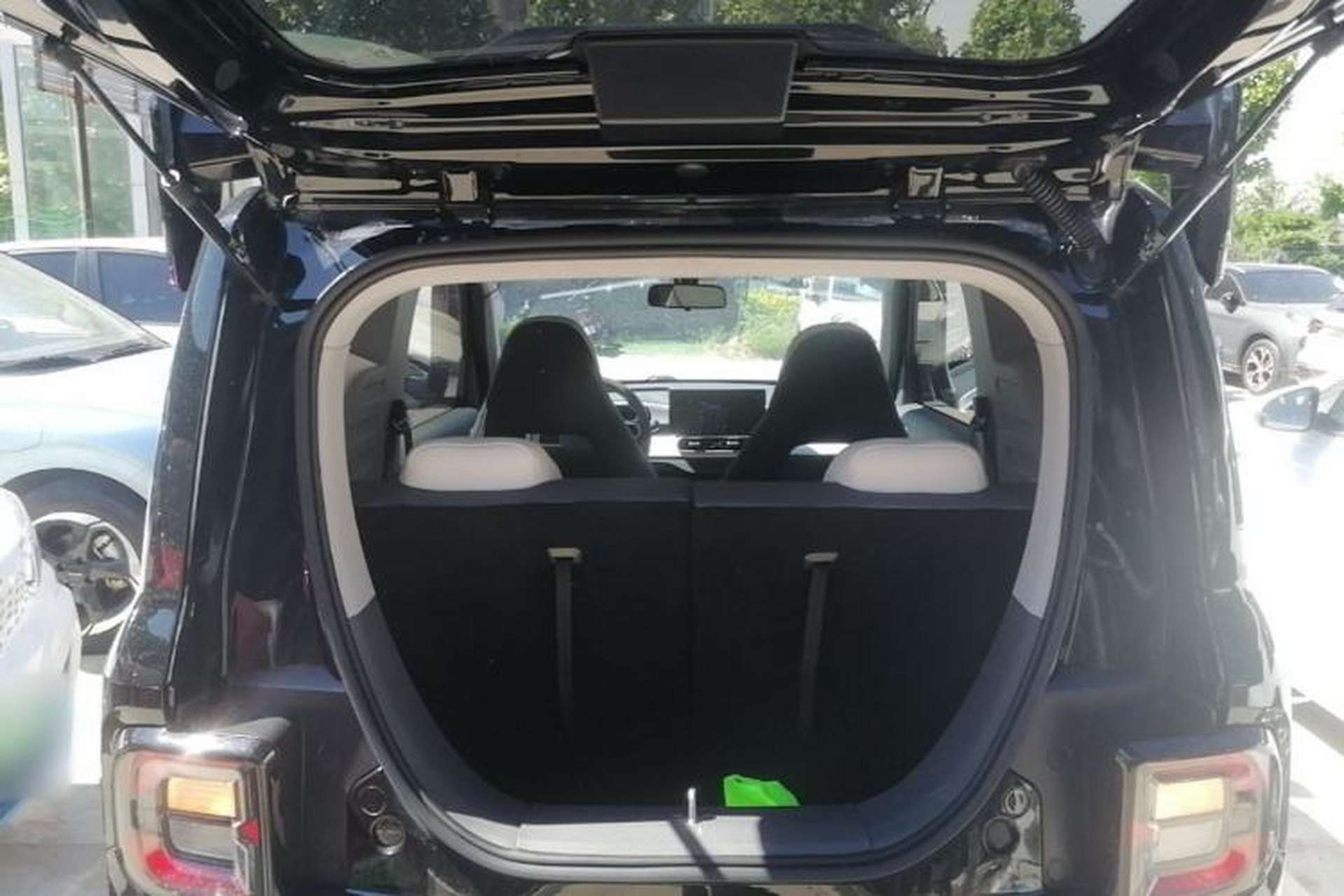 Used Geely Galaxy Panda 2025 210km Panda Kart Trunk