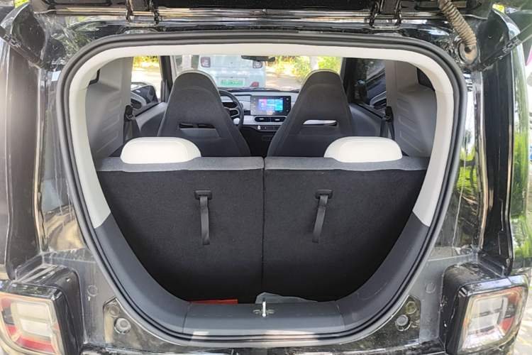 Used Geely Galaxy Panda 2025 210km Panda Kart Trunk