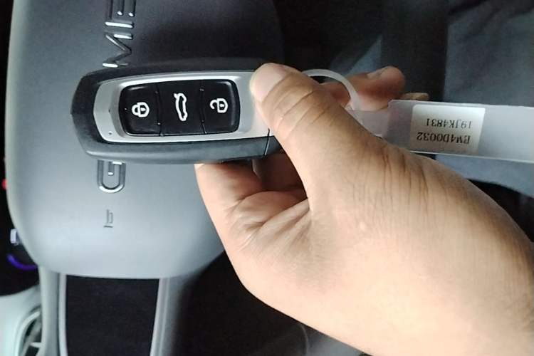 Used Geely Galaxy Panda 2025 210km Panda Kart Vehicle Key