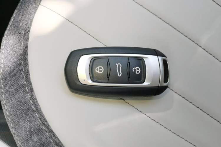 Used Geely Galaxy Panda 2025 210km Panda Kart Vehicle Key