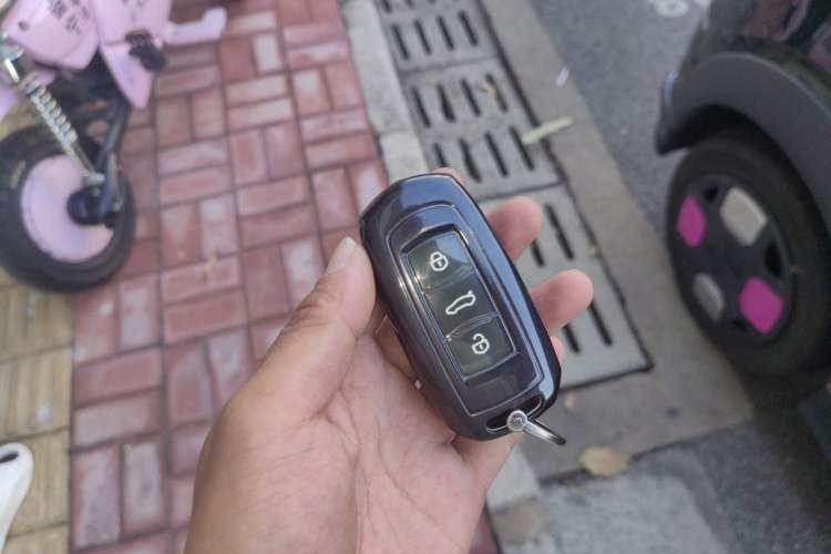 Used Geely Galaxy Panda 2025 210km Panda Kart Vehicle Key