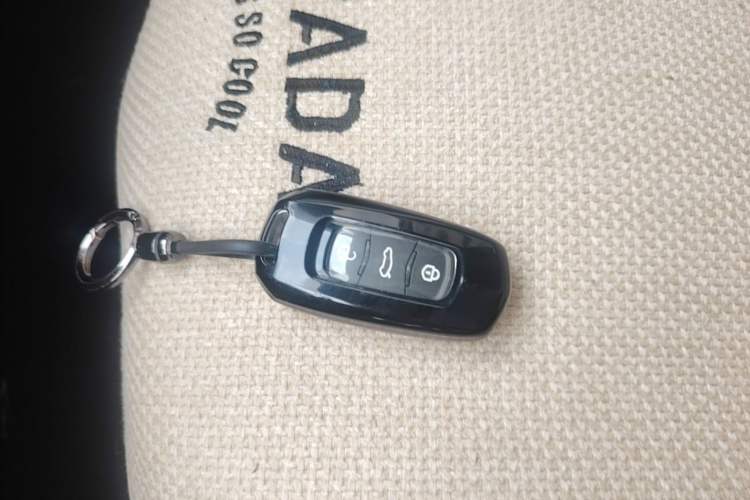 Used Geely Galaxy Panda 2025 210km Panda Kart Vehicle Key