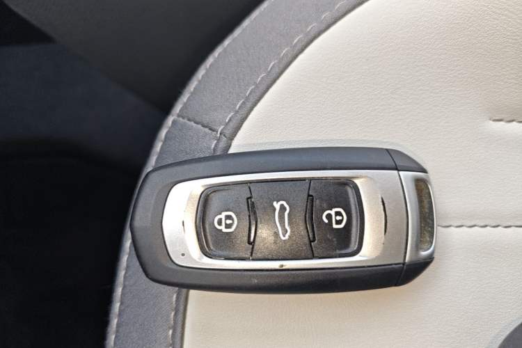 Used Geely Galaxy Panda 2025 210km Panda Kart Vehicle Key